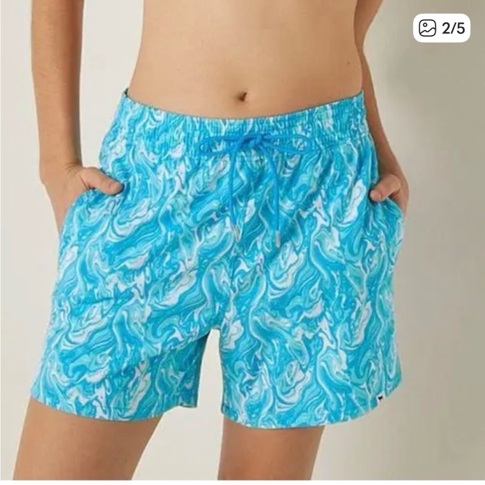 Victoria’s Secret pink blue board shorts nwt size medium swim cover